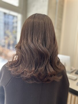 ジーナ 流山おおたかの森(Zina) 透け感ブラウン