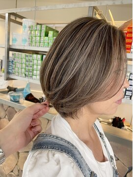 ファンド 千葉(fand) 白髪ぼかし/ハイライト/ブリーチ/ショートヘア