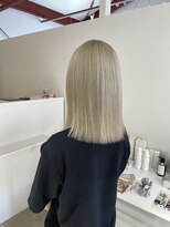 ブリックマウントヘアメイク(Blic mt hair make)&nbsp;ホワイトベージュ