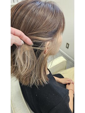 ヘアーアンドメイク ドレス(DRESS) イヤリングカラー＆白髪ぼかしハイライト