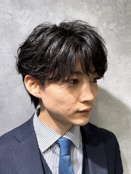 曲がる縮毛矯正専門店 バイ レイズ 名駅(曲がる縮毛矯正専門店 by RAYS)の写真/【名駅】話題の『曲がる縮毛矯正』特化のメンズサロン！扱いやすく清潔感UP！デキる男のヘアスタイルに☆