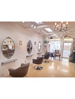 丁寧なカウンセリングであなたに最適なシャンプーやトリートメント、スタイリング剤をご提案いたします♪