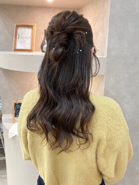 トレンド感◎ハーフアップアレンジ