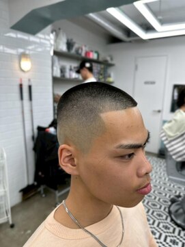 ダムディートウキョウ 関内店(DAMDEE TOKYO) 漢を磨く坊主フェード！