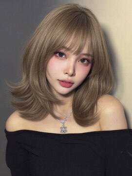 ユーフォリア 渋谷グランデ(Euphoria SHIBUYA GRANDE) アッシュベージュ ミディアム レイヤー くびれ巻き MEI