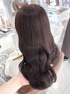 ジーナ 渋谷駅前(Zina) ナチュラルなブラウンカラー