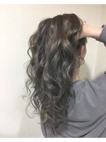 ヴィダ クリエイティブ ヘアーサロン(Vida creative hair salon) グレージュグラデーション