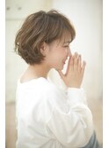 耳掛けショートボブ