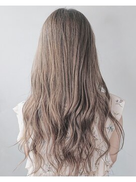 フィゼル 福島店(fizelle) ミルクティーベージュ 中村8-6