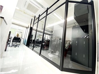 ハイトーンカラー/ブリーチカラー/シールエクステ/梅田/Ria OSAKA