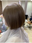 ショートボブ