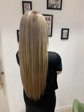 エクリ シセイドウ 麻布十番店(equri×SHISEIDO) 【麻布十番】酸熱トリートメント