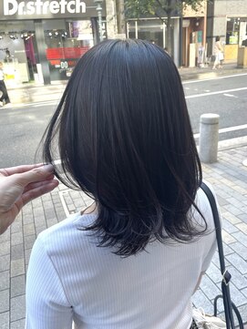 アンビエンテ(ambiente) くびれミディアム　ダークカラー【坂根】