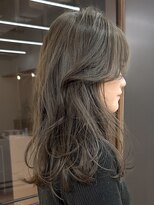 パークレーン アイス イヴェン(park lane ICI yeven)&nbsp;ブリーチなし　オリーブベージュ　レイヤーカット/momoka