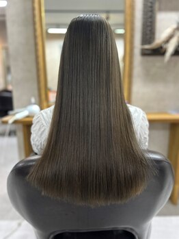 フラワーバイ ビーガーデン(FLOWER by B.GARDEN)の写真/話題の縮毛矯正が《FLOWER by B.GARDEN》でお試しできます◎ナチュラルなサラ艶ストレートを一気に実現★