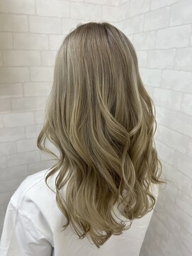 イイカンジヘア(iikanji hair) 【iikanji hair】ロング×ミルクティベージュ
