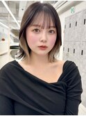 ショートヘア顔周りレイヤーブリーチダブルカラーショートボブ
