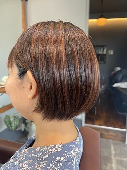 ヘアーメイク リーティ ウメガオカ(HAIR MAKE REATY UMEGAOKA)の写真/冬のトレンドカラーもお任せ!ダブルカラーやハイライトで目立たずお洒落に*冬に向けたイメージチェンジも♪