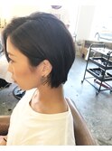 ショートボブ