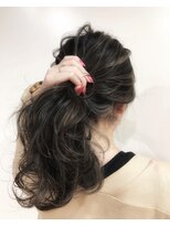 バズ ビー(BUZZ Bee)&nbsp;コントラストハイライト×グレージュ