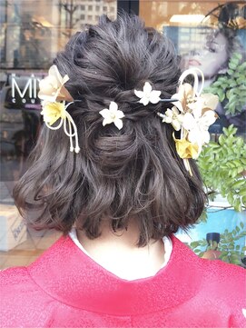 ヘア クチュール ミヨ(HAIR COUTURE MIYO) 卒業式　袴　ハーフアップ