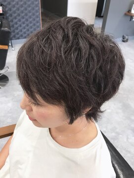 スノーボール(Snow Ball) ふわふわパーマ