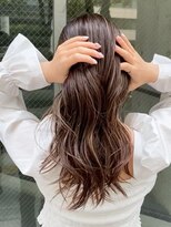 ノラ ウメダ(NORA UMEDA)&nbsp;【NORA UMEDA 高木】２０代３０代４０代◎細めハイライトカラー