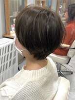 グラッシー センター北店(GLASSI)&nbsp;ふんわり丸みショート★ブルーグレージュ★メルティカラー[坂田]