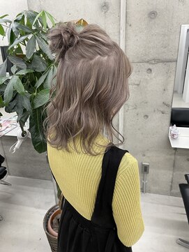 リノート バイ エゴル 名古屋(LINOET by ENGOL) 【LINOET名古屋】手島カミラ　柔らかいミルクティーカラー