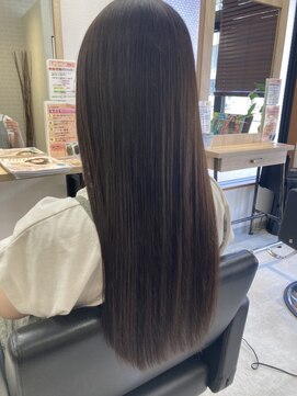 エルプラスヘアー(L+hair) 絹髪再現　美髪ストレートヘア（20代後半・くせ毛改善）