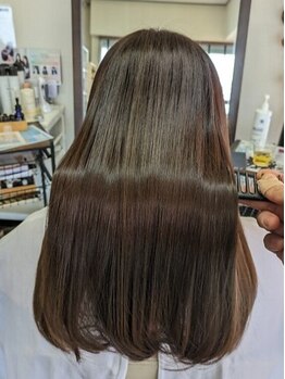 オーブヘアー(ORB hair)の写真/大人気髪質改善メテオトリートメント☆圧倒的なツヤと手触りだけでなくカラーの持ちもアップ◎
