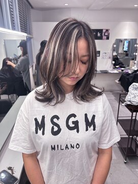 キング(K!ng) 縮毛矯正髪質改善ハイライトレイヤーカット枚方美容室エクステ