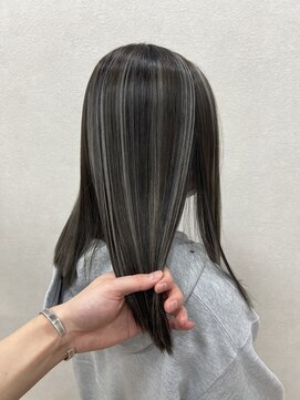 フリック(FLiC) コントラストハイライト