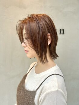 ブラウン(Brown)の写真/髪と頭皮に優しい薬剤を使用しているから、繰り返しの白髪染めでもダメージレスで艶やかな仕上がりに！