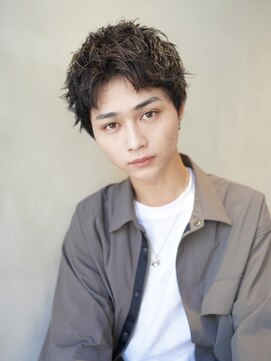 ニコ トウキョウ ロジック(nico TOKYO Logic) 黒髪スパイキーショートアップバンクスーツ社会人20代30代