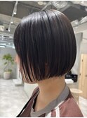 ナチュラル美髪！ストレートパーマのツヤ感ミニボブ