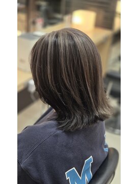 キャパ(CAPA) アンブレラカラー レイヤーボブスタイル