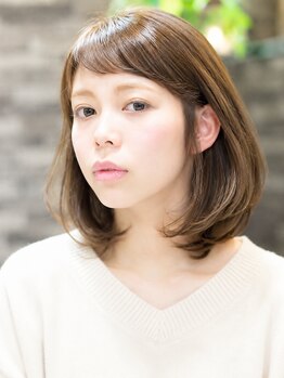 サロンエイチ(salon H.)の写真/【白髪を味方にする上質カラー提案】髪のことを考えたこだわりの商材で、髪と頭皮に優しくスタイルを楽しむ