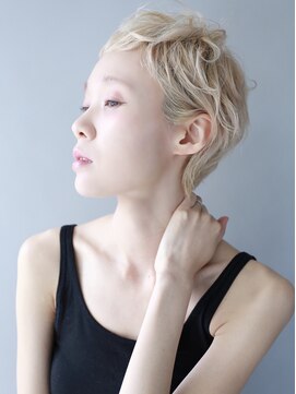 フリップビーアヴェダ(FLIP B AVEDA) ベリーショートなマッシュウルフ