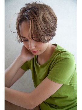 アメリ 新宿(Ameri) Ameri ハンサムショート イルミナカラー 【新宿】