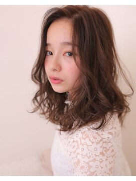 アフロートpd+ KOBE(AFLOATpd+) 【神戸三宮】抜け感のあるリラックスミディアム