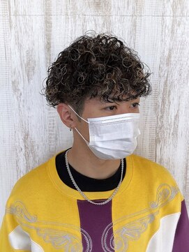 サリュー バイ イザ(Salut by IZA) プードルパーマ