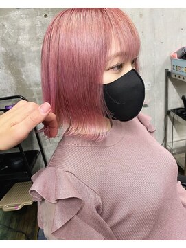 ガルボ ヘアー(garbo hair) #ガルボ#ハイトーンボブ#アーニャピンク#ブリーチ#外ハネボブ
