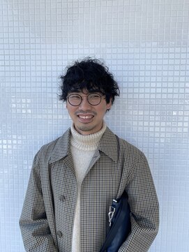 ヒーズドゥ(Hi s.deux) クセ毛風カーリー