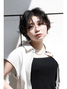 マッシュアンドマッシュアヴェダ ららぽーと福岡店(mash&mash AVEDA) 30代40代50代前下がりハンサムショート福岡博多