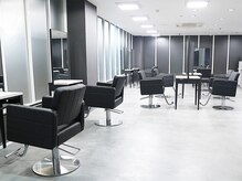 モットコウ 高知帯屋町(Mot-Co)の雰囲気（《かっこいい》が必ず叶う！メンズの新・スタンダードサロン！）