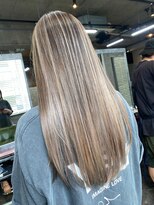 アポロ 横浜駅店(apollo)&nbsp;ハイライトバレイヤージュダブルカラーミルクティーベージュ