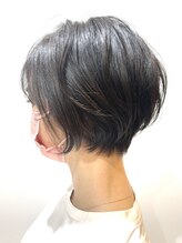 ツヤガミブリスヘアーアンドイヤーズ(Bliss for hair& ears) 毛先が可愛く動くフェザータッチボブ