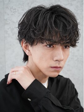 レタッチ バイ フィフス 天神大名(RETOUCH by fifth) 福岡天神ゆるめシャドウパーマメンズマッシュウルフカット緩め