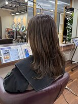 アルボーテルジェ(Art BeAute' ROUGET)&nbsp;白髪ぼかしカラー/脱白髪染め/ライトブラウン/小顔カット/芦屋